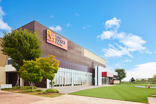 三井アウトレットパーク 北陸小矢部