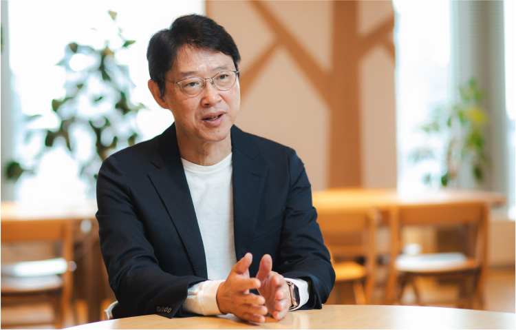 代表取締役社長　植田俊