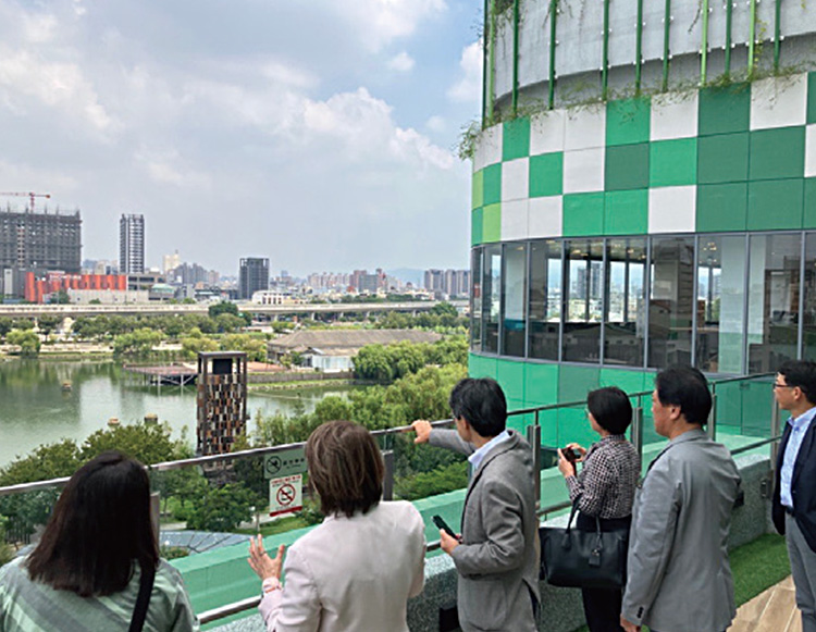 台湾・ららぽーと台中での見学会
