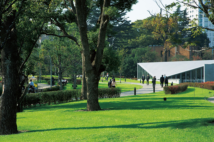 Green space in Tokyo Midtown (Midtown Garden)