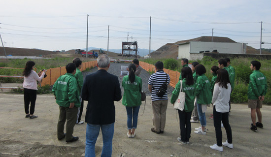 Training in Minamisanriku Town (on the former site of the disaster management government building)